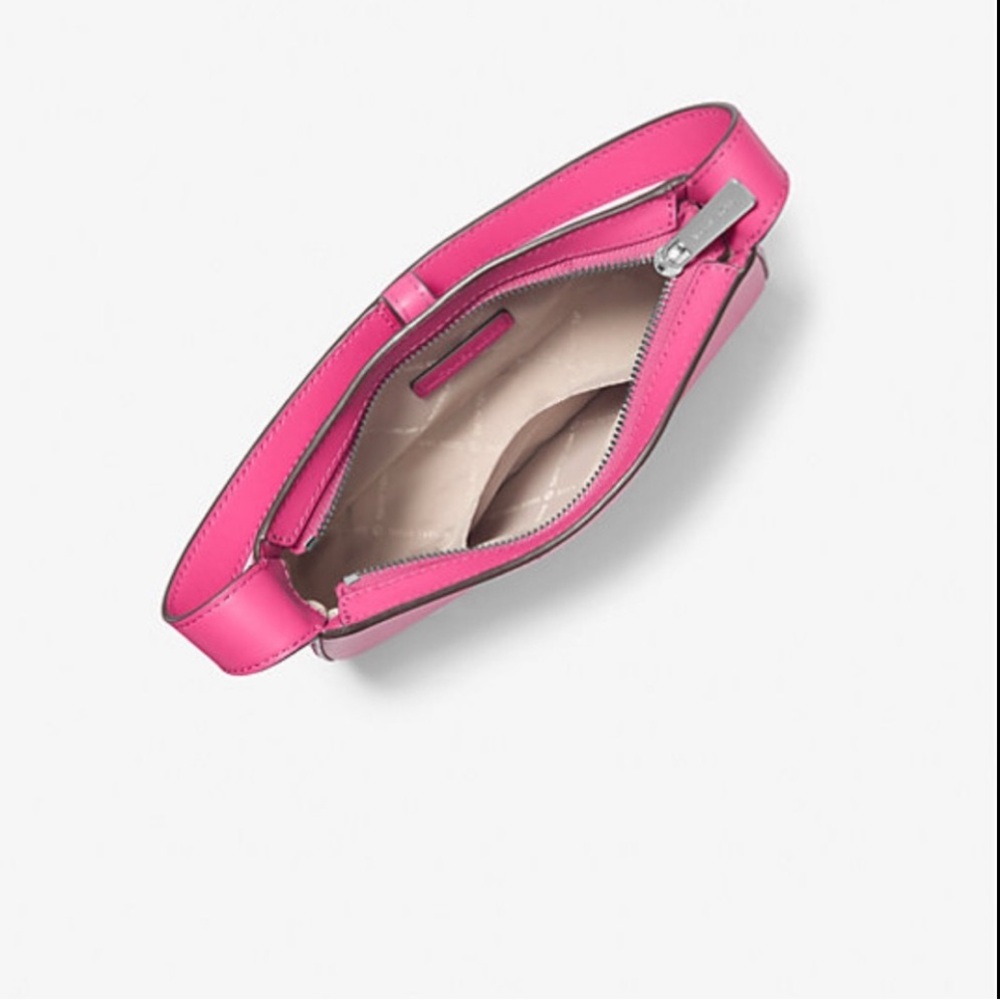 Michael Kors Pink Hobo Bag with Sleek Design - Picture 3 of 4